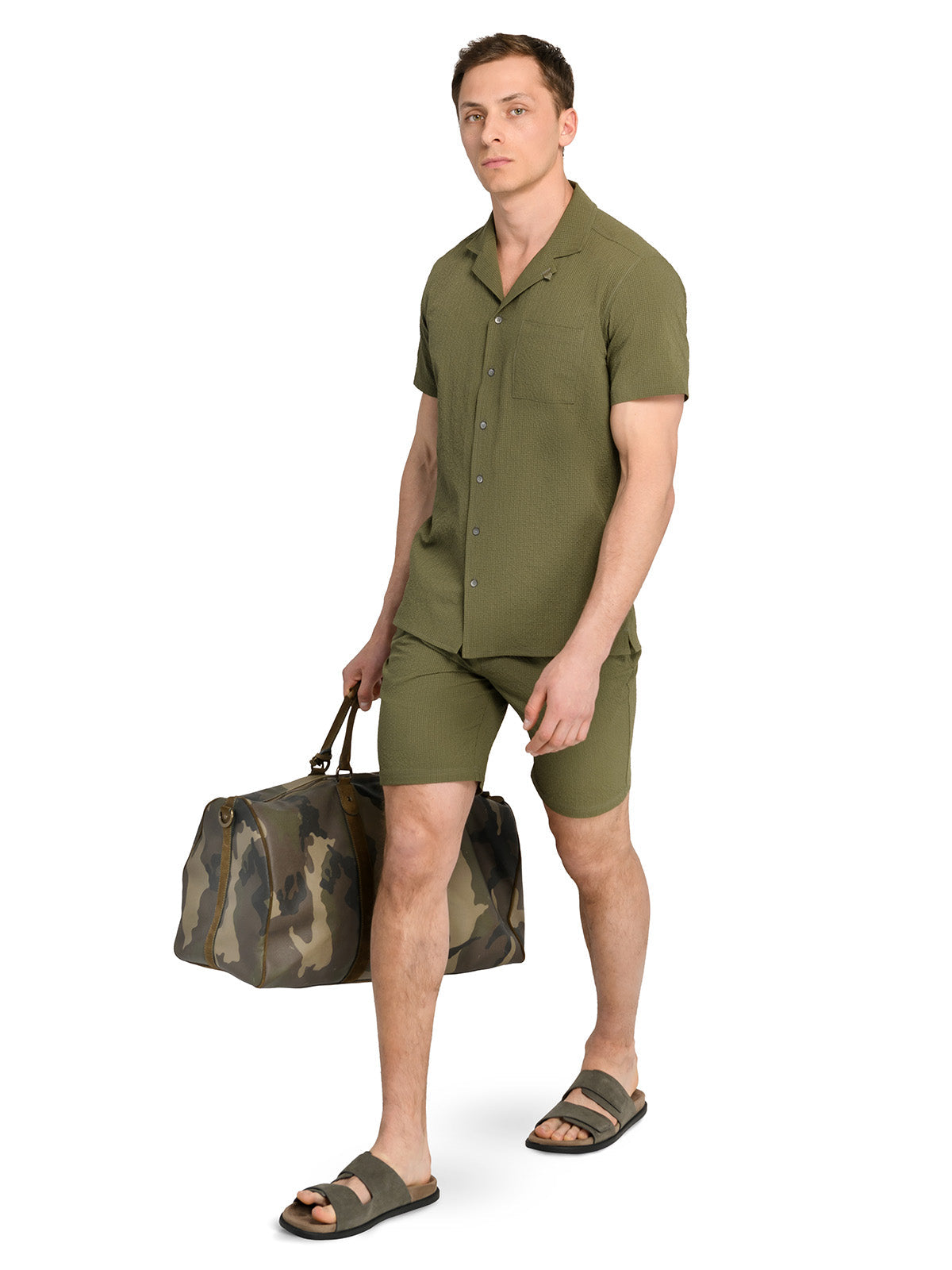 GREEN